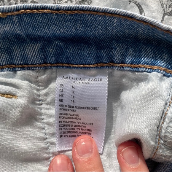 American eagle mom shorts - Picture 2 of 3